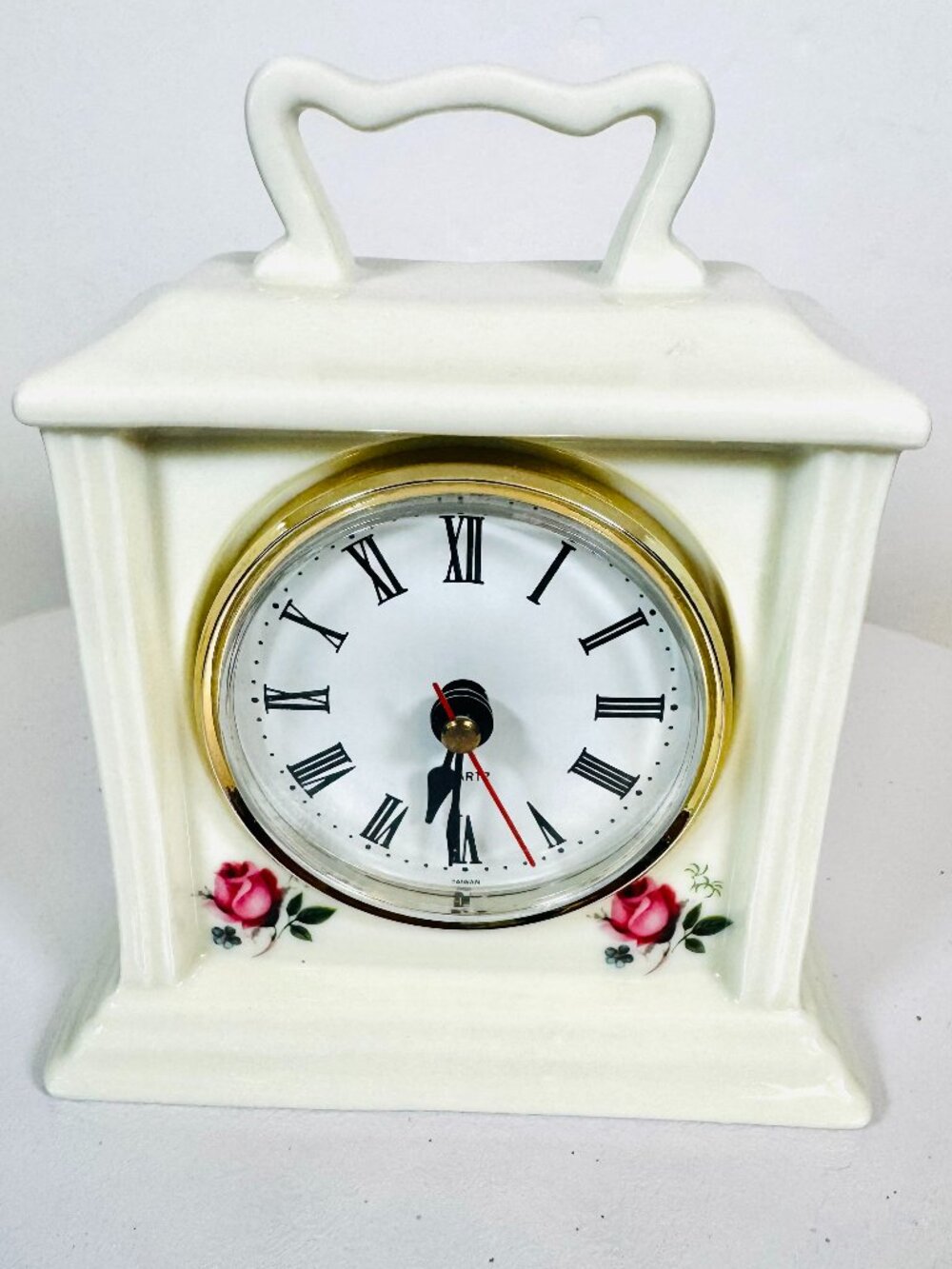 Vtg Ingraham Porcelain Table Clock Quartz Ivory Roses 5.5" Roman Numerals